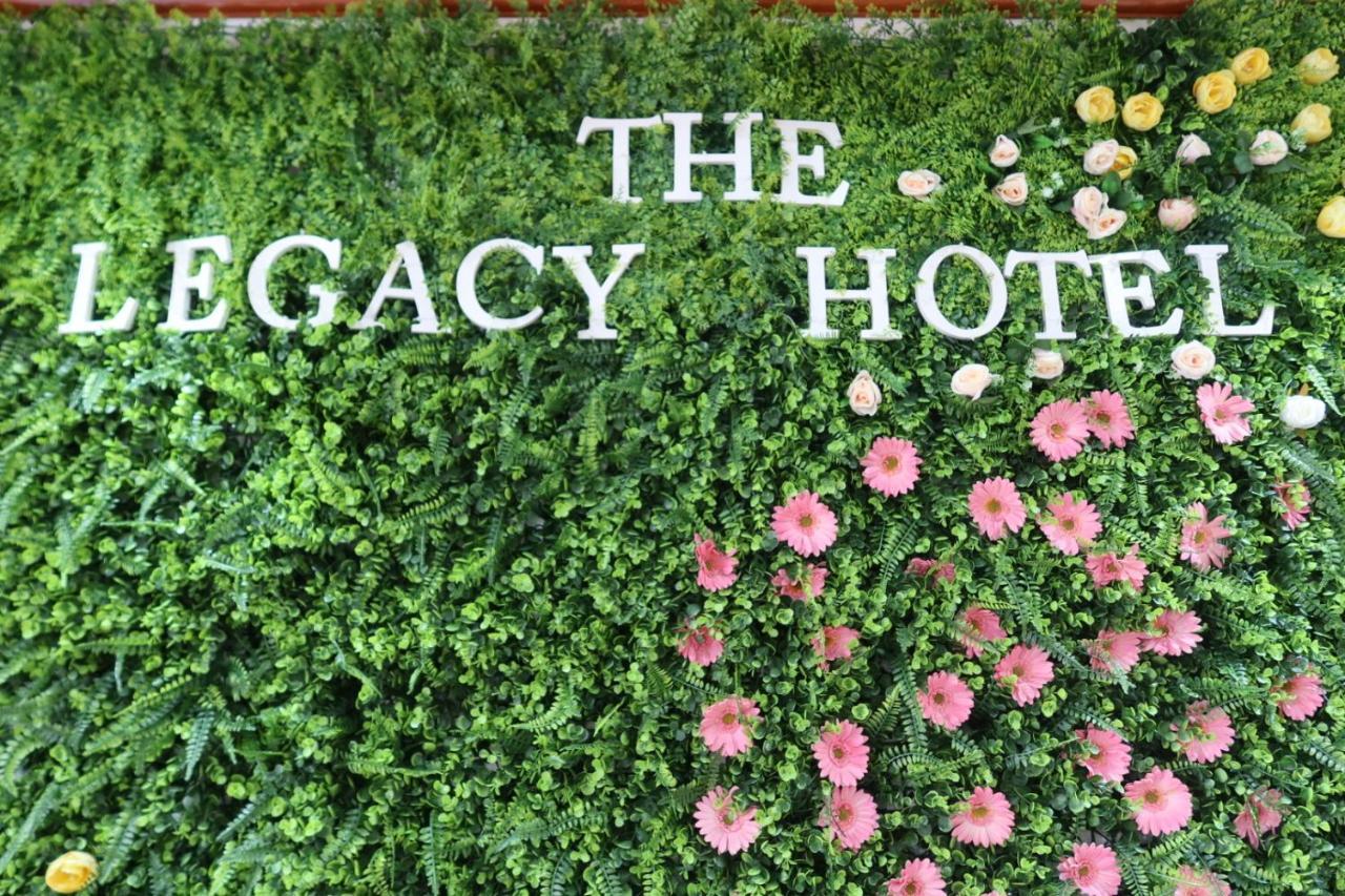 The Legacy Hotel Tayabas Bagian luar foto