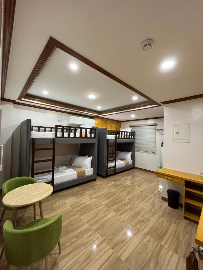 The Legacy Hotel Tayabas Ruang foto