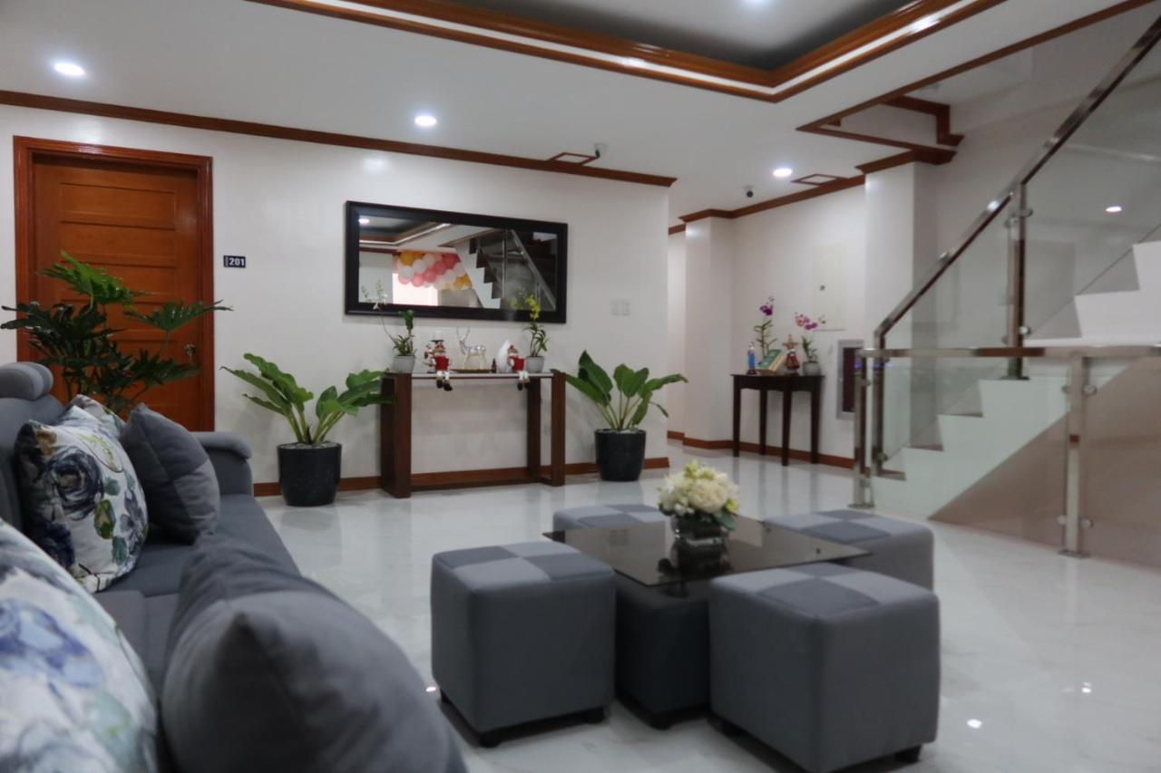 The Legacy Hotel Tayabas Bagian luar foto