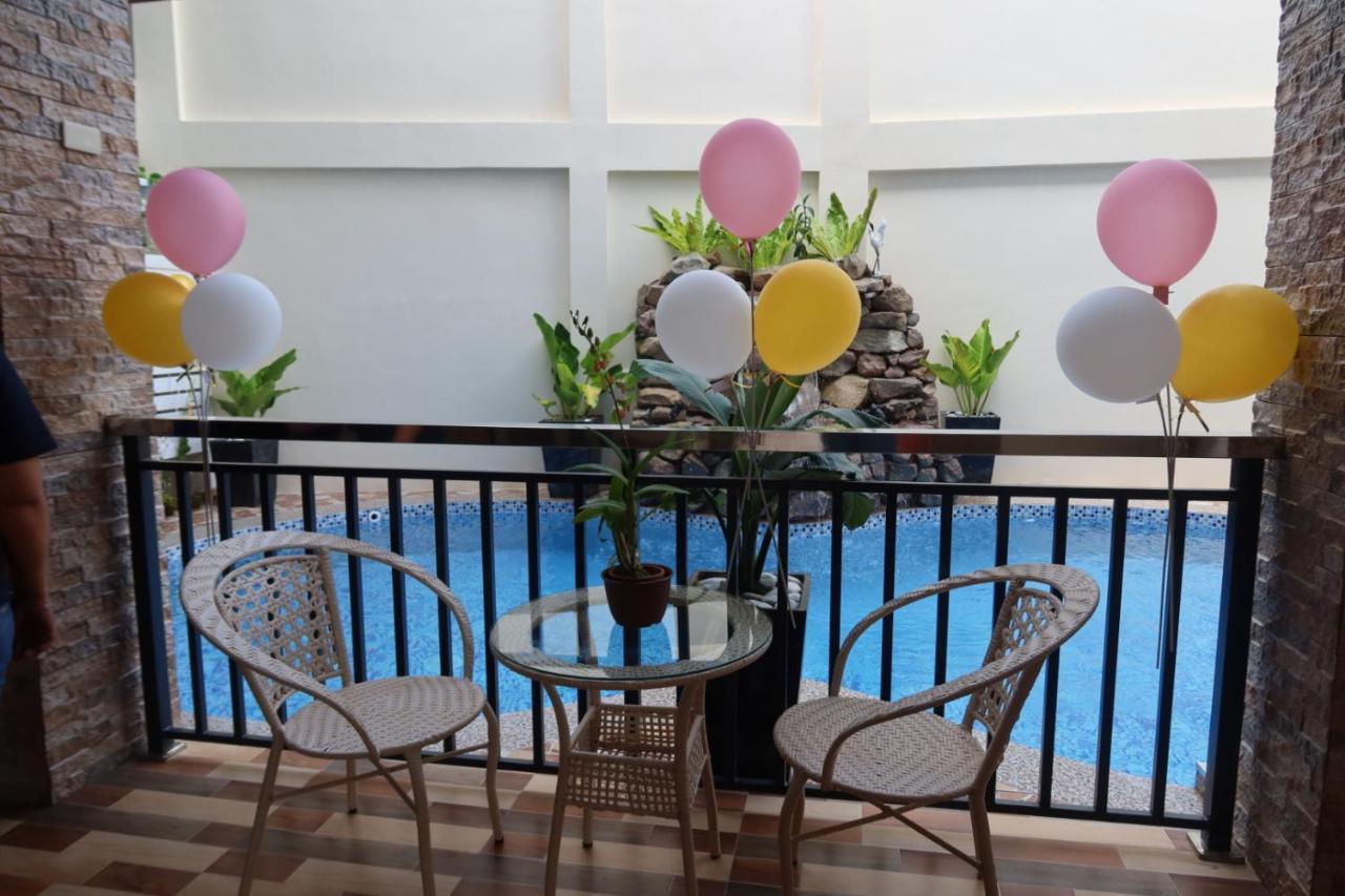 The Legacy Hotel Tayabas Bagian luar foto