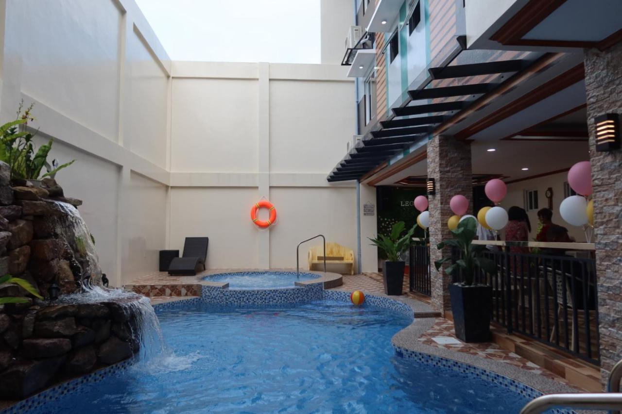 The Legacy Hotel Tayabas Bagian luar foto